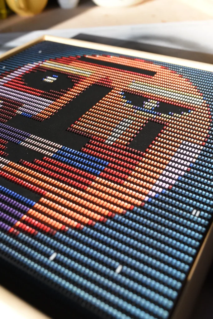 Starboy edition S by Zolo Kis — oblique close-up of the face and blue ridged background