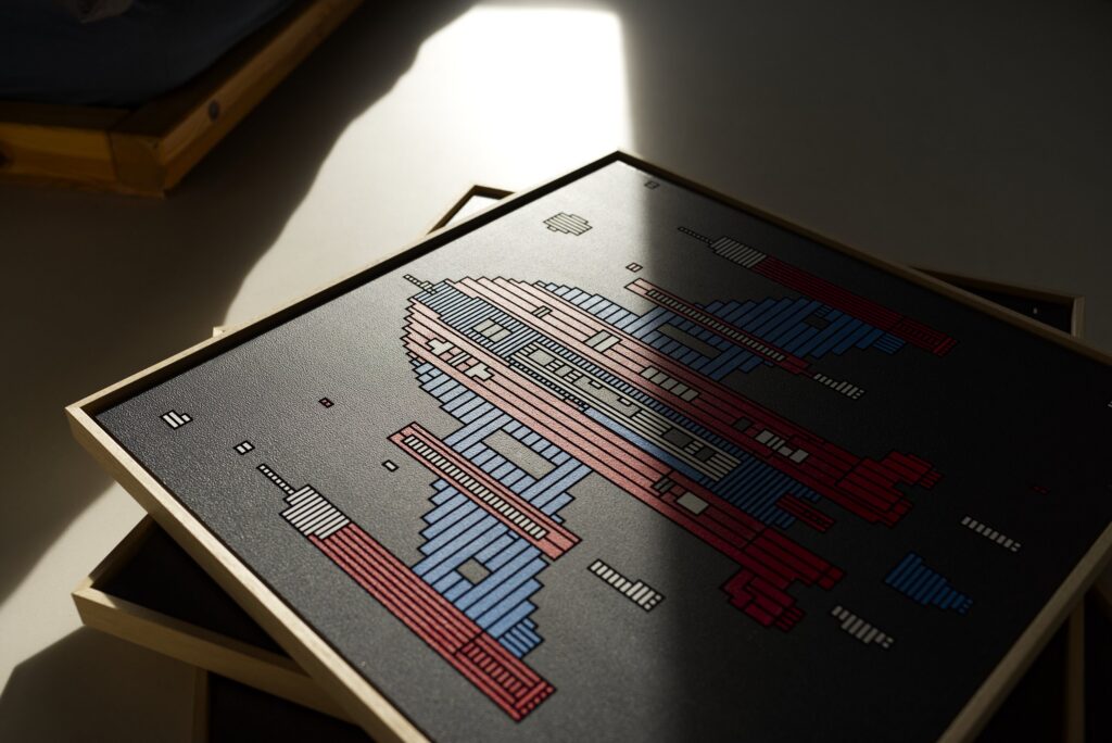 Zolo Kis artwork — oblique view of the framed spacecraft with sunlight reflecting from its surface